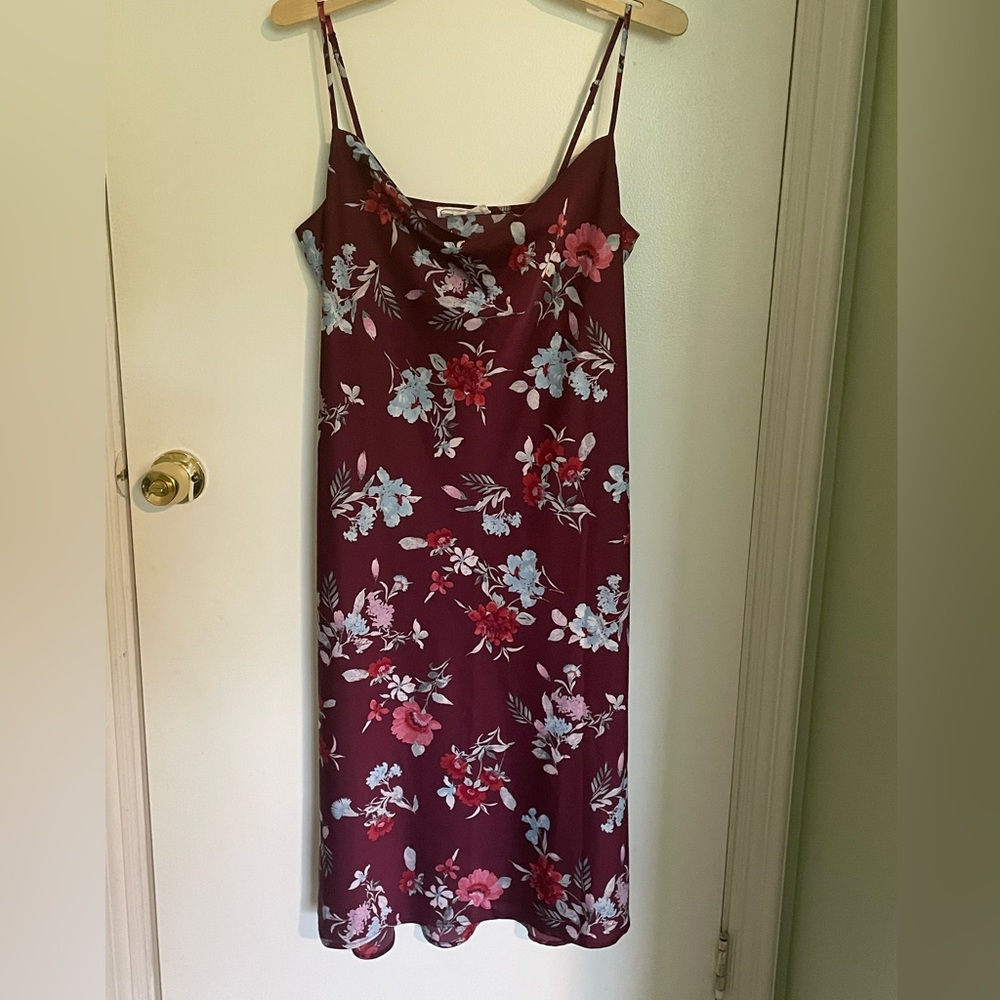 Hippy Rose Elegant Floral Slip Dress Size L